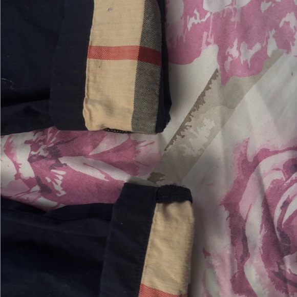 Kids Burberry pants size 3T with tags - Picture 3 of 4